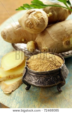 ground and fresh ginger traditional oriental spice