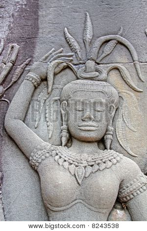 Apsara Bas-Relief in Angkor Bereich