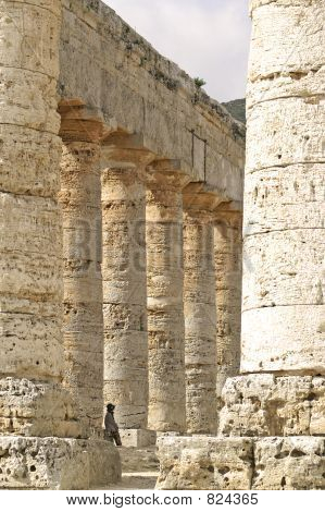 Segesta Yunan Tapınağı 3