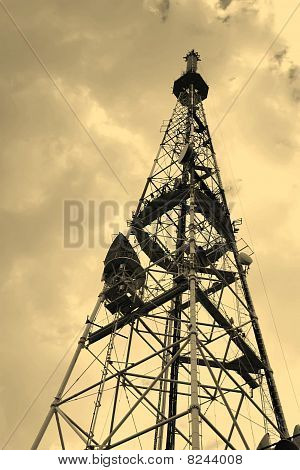 Antena de transmisión recepción de televisión