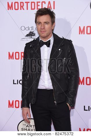 LOS ANGELES - JAN 21:  Ewan McGregor arrives to the 