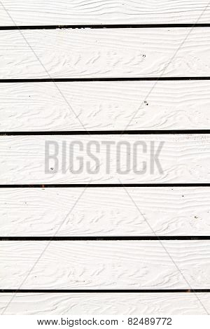 Wood wall