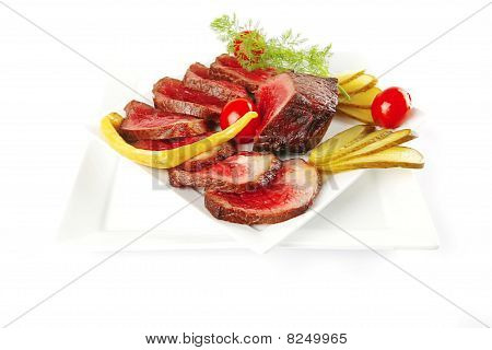 半生的牛肉