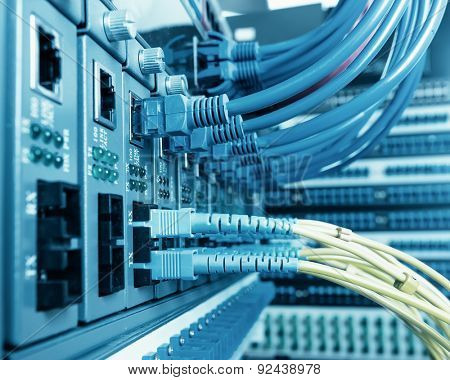 Fiber optic connecting on core network swtich