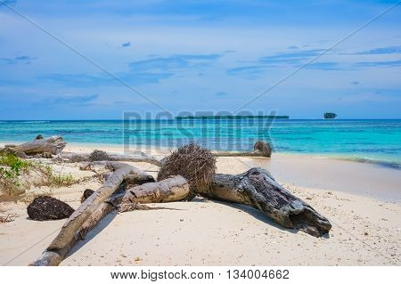 Uninhabited remote tropical islands in the Indian Ocean Banyak Islands Indonesia