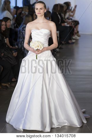 Oscar De La Renta - Bridal Spring/summer 2017 Runway Show