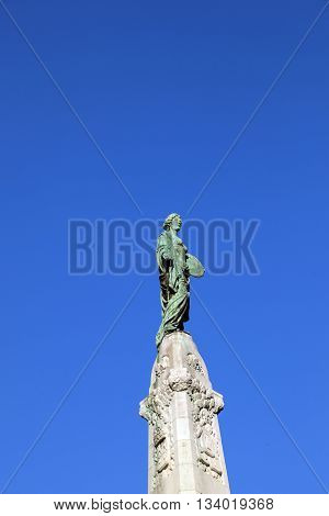 the Unity memorial on in Frankfurt Germany. The memorial was erected in 1903 and shows on top Clio the godness of history.