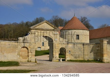 Serans France - march 14 2016 : the picturesque castle in spring