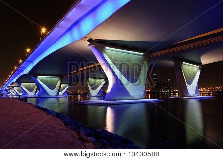 Al Garhoud brug in Dubai