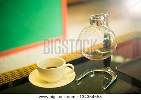 Coffee Cup And Siphon Vacuum Coffee Maker