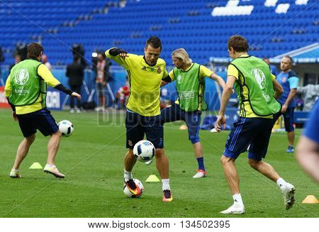 Uefa Euro 2016: Ukraine Pre-match Training In Lyon