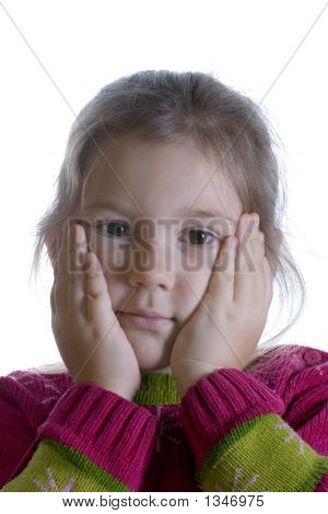  Smutná dívka přes bílý