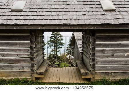 Mount LeConte Village Restroom with a lookout on the mountains below