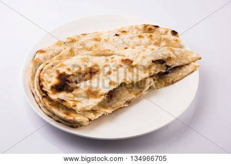 Homemade Indian Naan Flatbread made with Whole Wheat, plain indian roti, plain tandoori roti