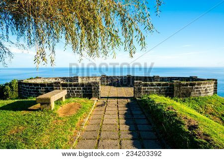 Lookout Point 