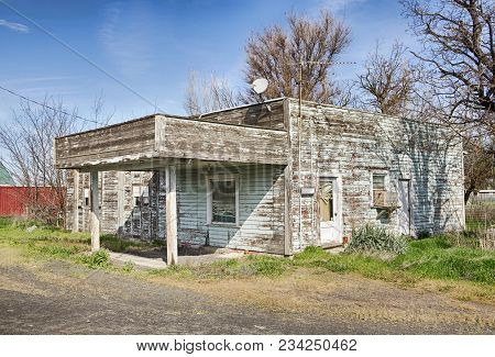 An Old Service Station By The Side Of The Highway In Lowden, Washington With A Covered Service Area 