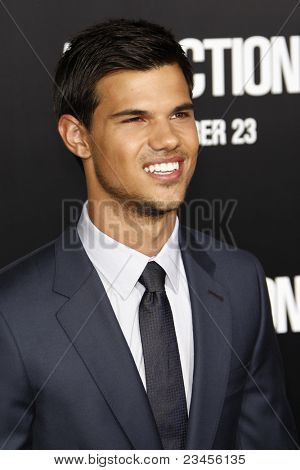 LOS ANGELES - SEPT 15: Taylor Lautner na 