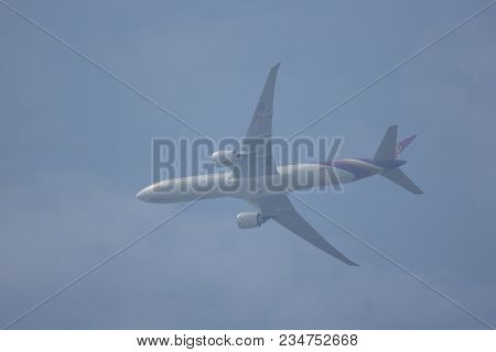 Boeing 777-300 Of Thai Airway.