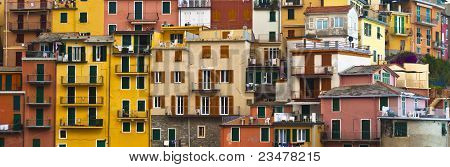 พื้นผิวที่มีสีสันของ Manarola วิลเลจซินค์แทร์ - อิตาลี