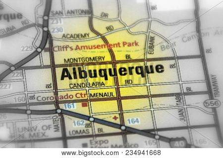 Albuquerque, City In The U.s. State Of New Mexico (black And White Selectie Focus).