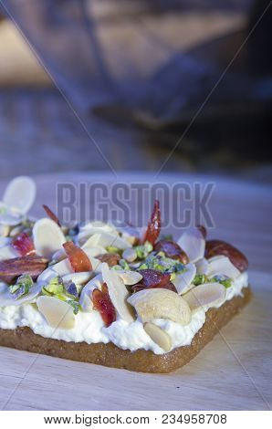 Mafrooka, Arabic Sweets For Ramadan And Eid