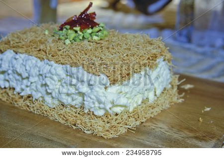 Osmaliya, Arabic Sweets For Ramadan And Eid
