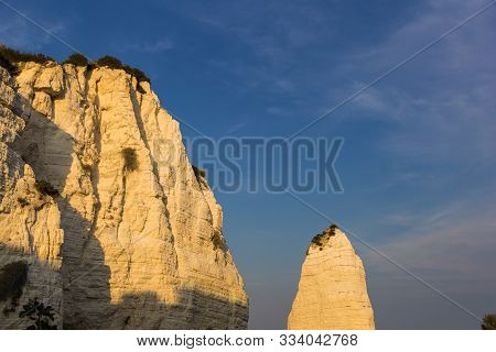 Photo Of The Roccia Di Pizzomunno, In The City Of Vieste