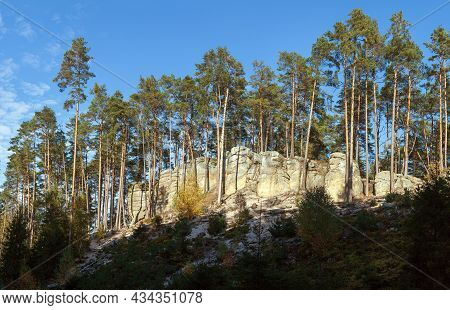 Mastale Rockies Or Toulovcovy Mastale Rock City Near Prosec Town, Sandstone Rockies In Czech Republi