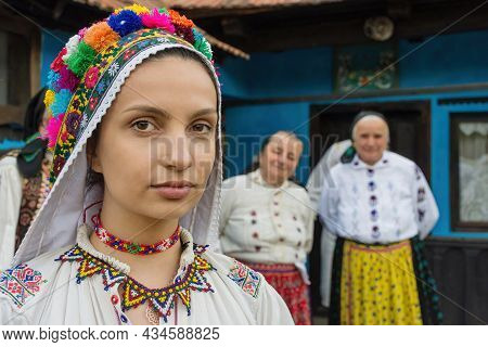 Salaj, Transylvania, Romania- May 14, 2018: Beautiful Young Bride Dressed In Romanian Folk Costume, 