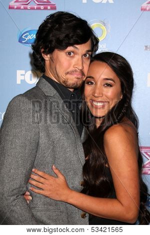 LOS ANGELES - NOV 4:  Alex & Sierra - Alex Kinsey, Sierra Deaton at the 2013 