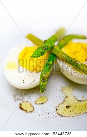 Asparagus And Eggs