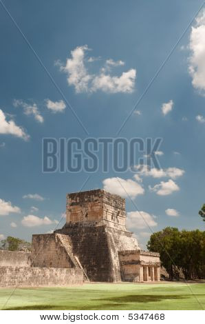 Chichen-itza