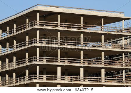 Building In Steel And Cement