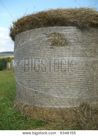 Balíky slámy