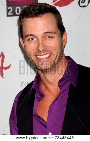 LOS ANGELES - OCT 6:  Eric Martsolf at the Les Girls 14 at Avalon on October 6, 2014 in Los Angeles, CA