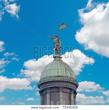 San Simeone Statue