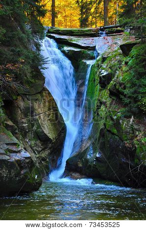 Szklarka waterfall in Autumn