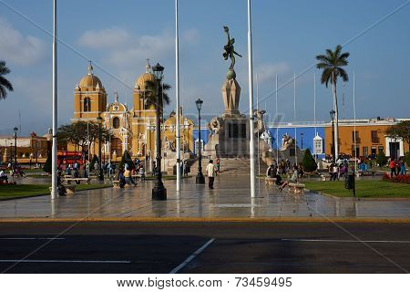 Trujillo Plaza de Armas