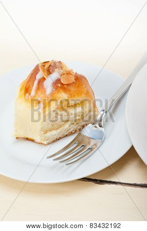 Sweet Bread Donut Cake