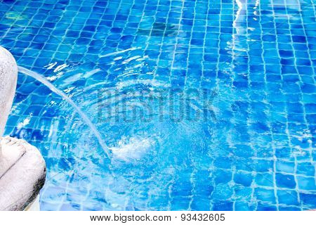 Blue Water Pool With Statue Decoration