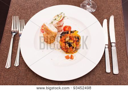 chicken with salad
