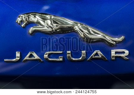 Minsk, Belarus May 2018 Logo On Auto During Autoexhibition