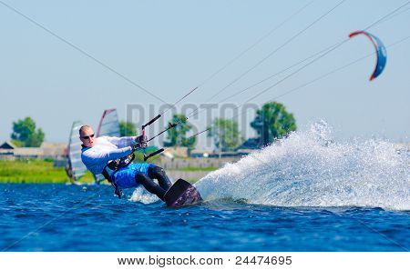 Kitesurfer