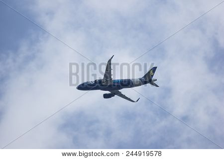 Airbus A320-200 Of Spring Airlines.