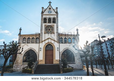 Pasaia Antxo, Gipuzkoa / España 