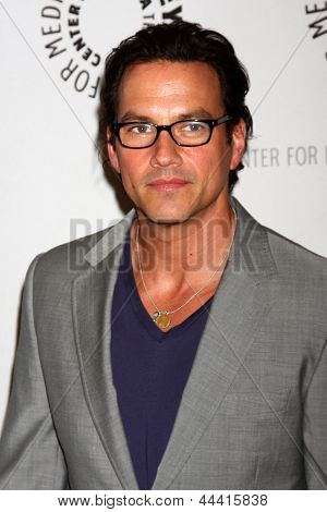 LOS ANGELES - huhti 12: Tyler Christopher saapuu yleinen sairaala juhlii 50 vuotta - Paley