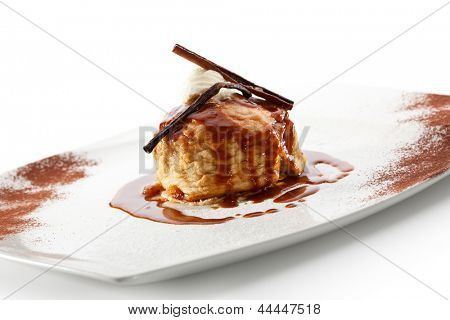 Nachtisch - gebackene Äpfel mit Karamellsauce und Vanille-Stick
