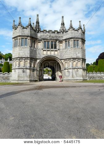 Haupteingang Lanhydrock Schloss