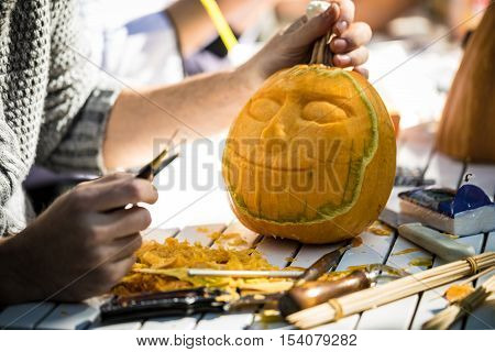 Helloween Pumpkin Carving