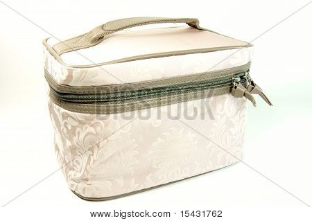 Necessaire